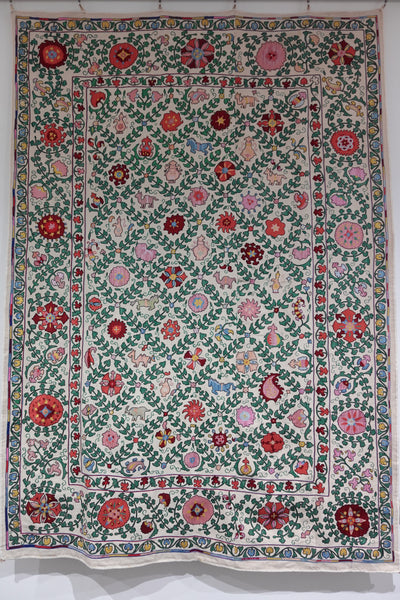 手仕事を未来に残すウズベキスタンの刺繍布、スザニ - amirisu online