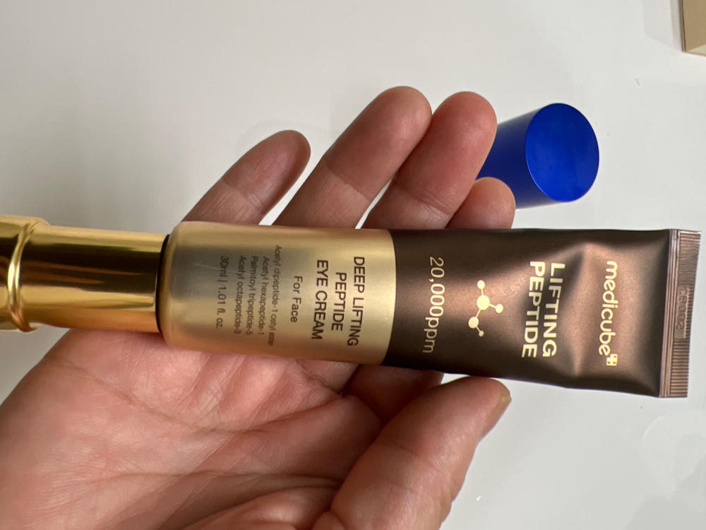 使用期限 : 2026-07-30]ディープリフティングアイクリーム – MEDICUBE