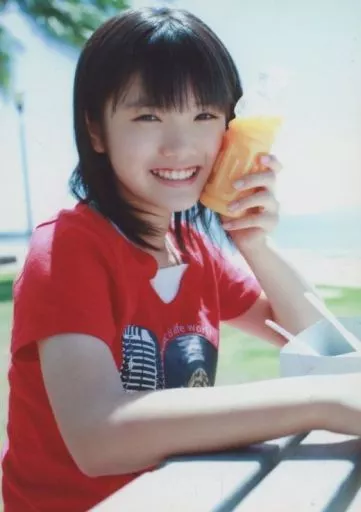 写真集 puka 美山加恋2nd　【ネコポス】 Amazon.co.jp: Puka 美山加恋2nd写真集 ([実用品]) : 美山加恋: 本