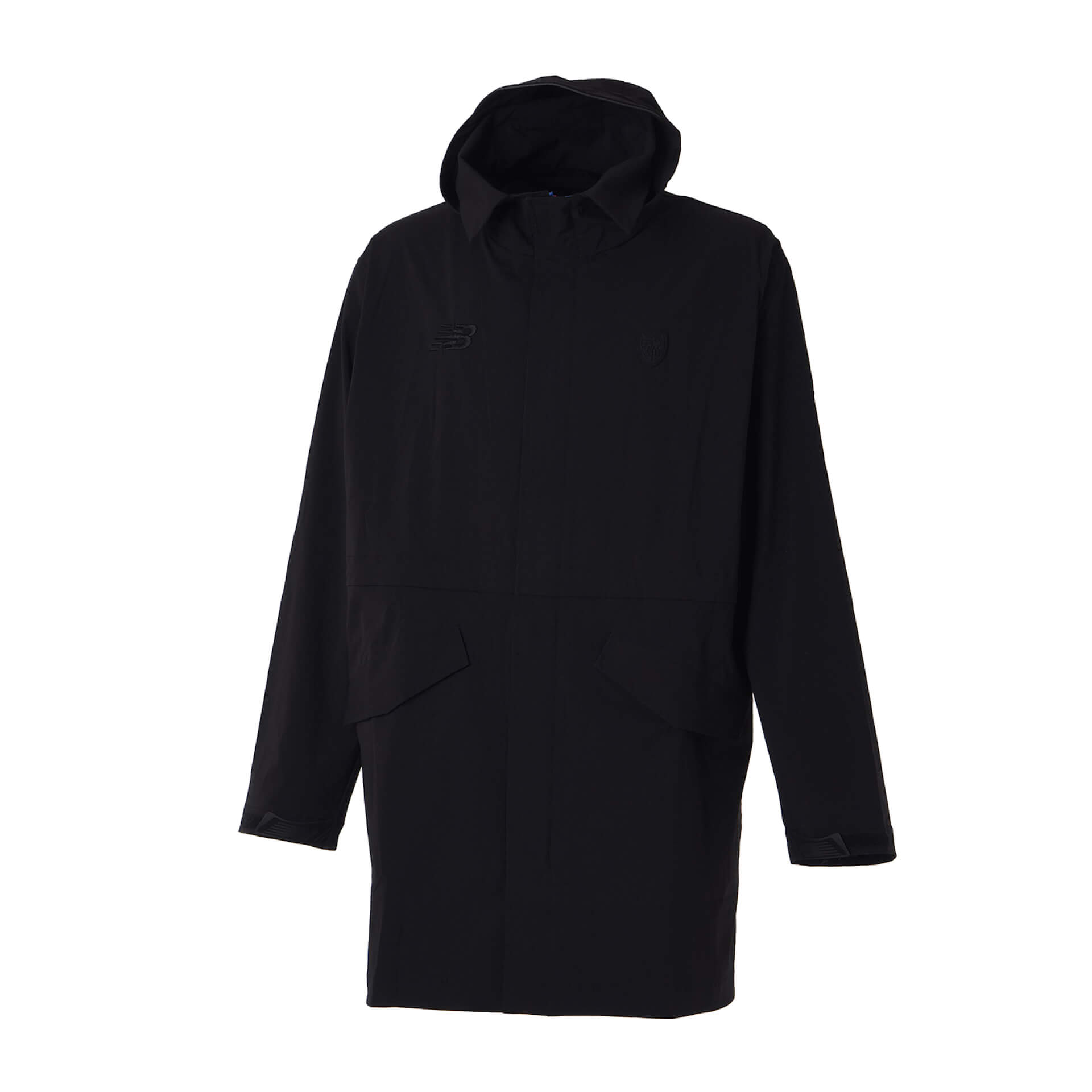 ニューバランス、FC東京限定プロダクト「Black Out Apparel Premier