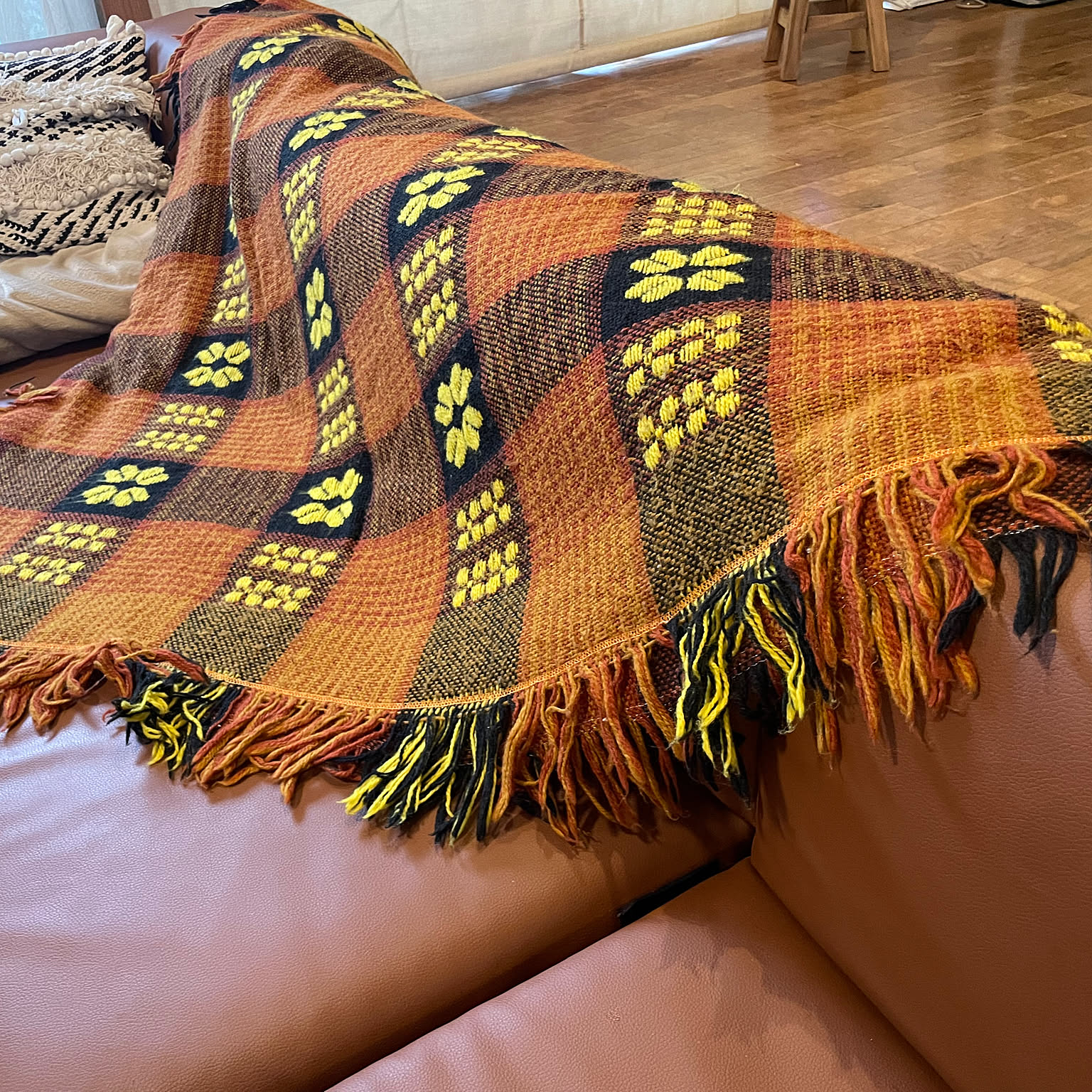 昭和レトロ こたつ上掛けのおすすめ商品とおしゃれな実例 ｜ RoomClip