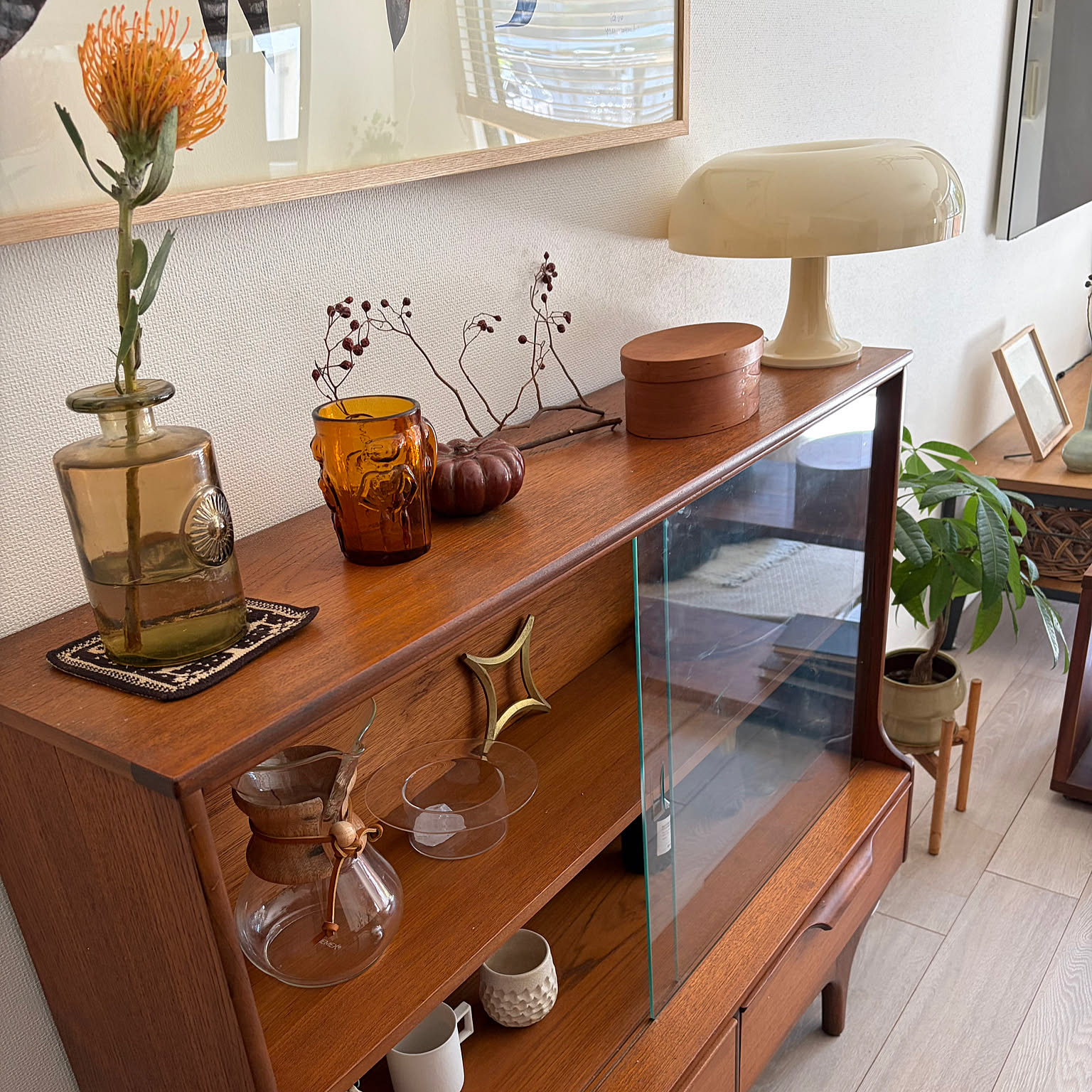 ACTUS ガラスキャビネットのおすすめ商品とおしゃれな実例 ｜ RoomClip