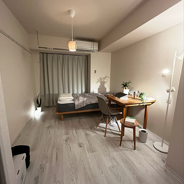 イケア NYMÅNE ニーモーネ フロアランプ 3スポット - 通販 | 家具と