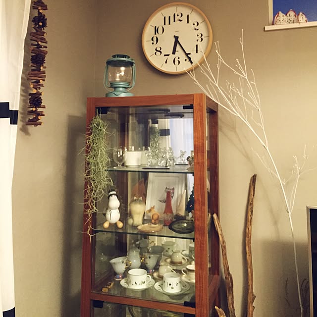 サリュ ガラスキャビネットのおすすめ商品とおしゃれな実例