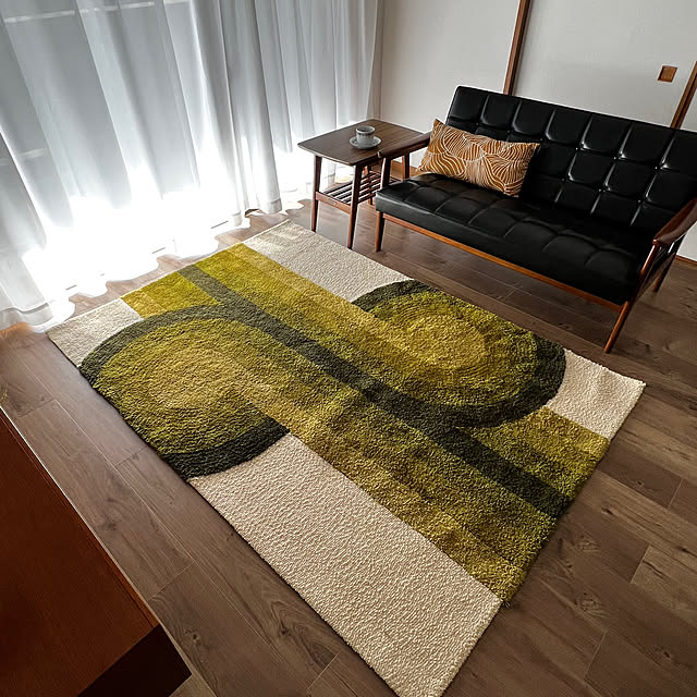 ラグ スペースエイジのおすすめ商品とおしゃれな実例 ｜ RoomClip