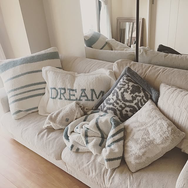 クッション kashwereのおすすめ商品とおしゃれな実例 ｜ RoomClip