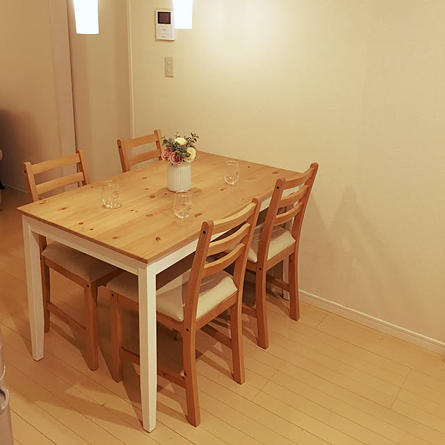 IKEA イケア テーブル LERHAMN ダイニングテーブル ライトアンティーク