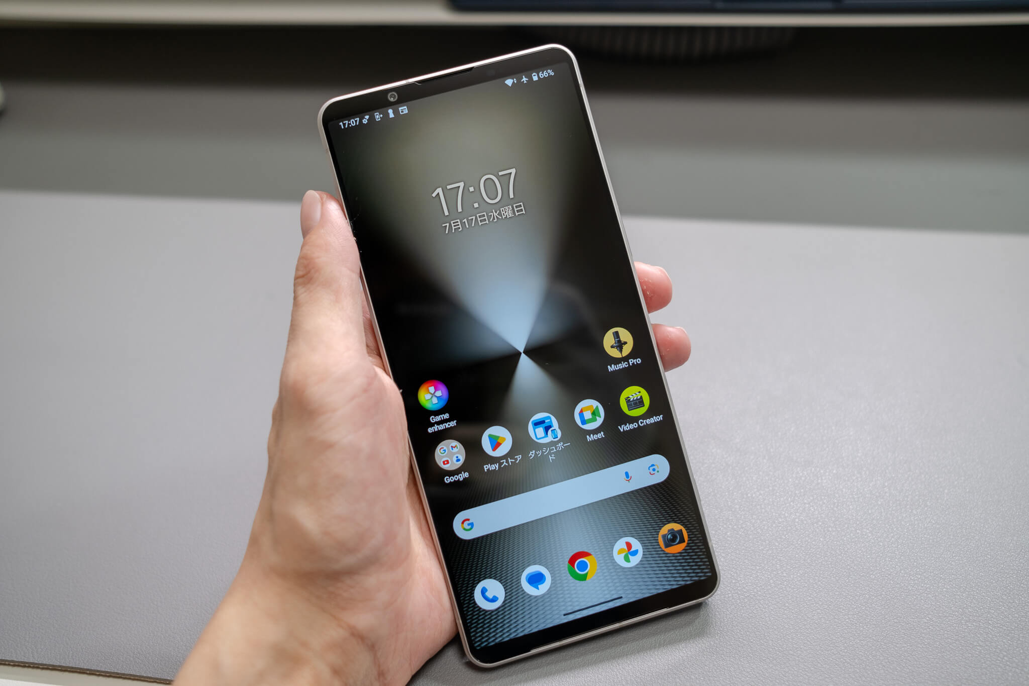 SONY Xperia 1 VIをレビュー！カメラ、音楽、ゲーム性能とどの分野でも