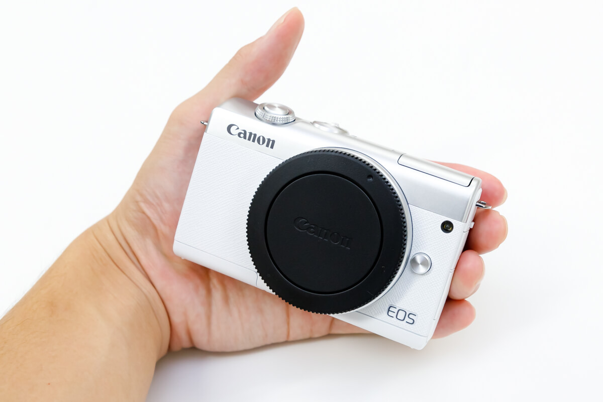 Canon EOS M200実写レビュー。初心者に最適なキヤノン最軽量一眼カメラ