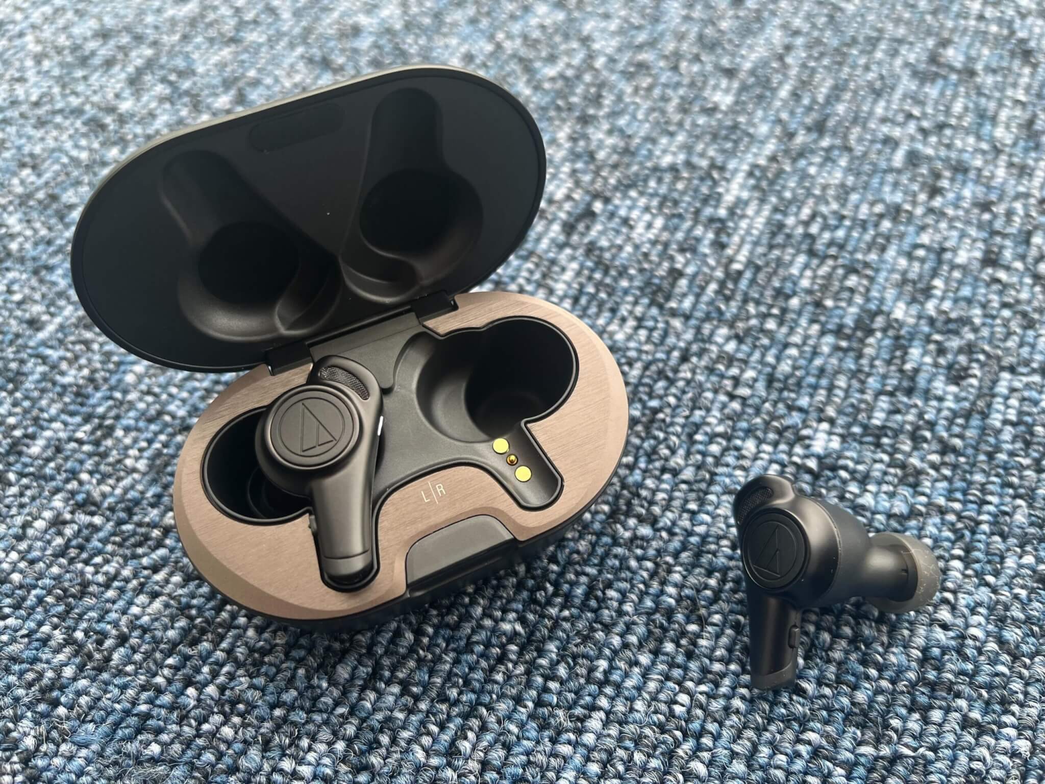 オーディオテクニカ ATH-CKR70TWを実機レビュー！AirPodsやSONYだけ