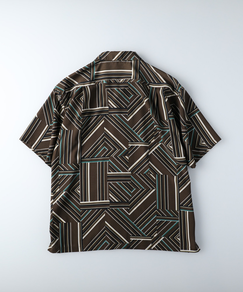 YONEX 幾何学模様 シャツ XO 新品タグ付き YONEX 幾何学模様 シャツ XO