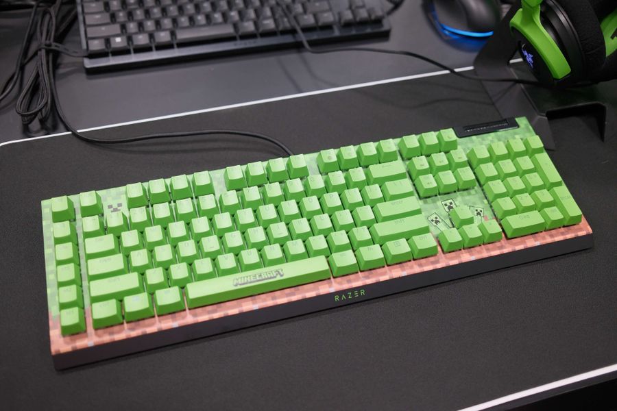Razer レイザー BlackWidow V4 X Minecraft Edition Green Switch 英語