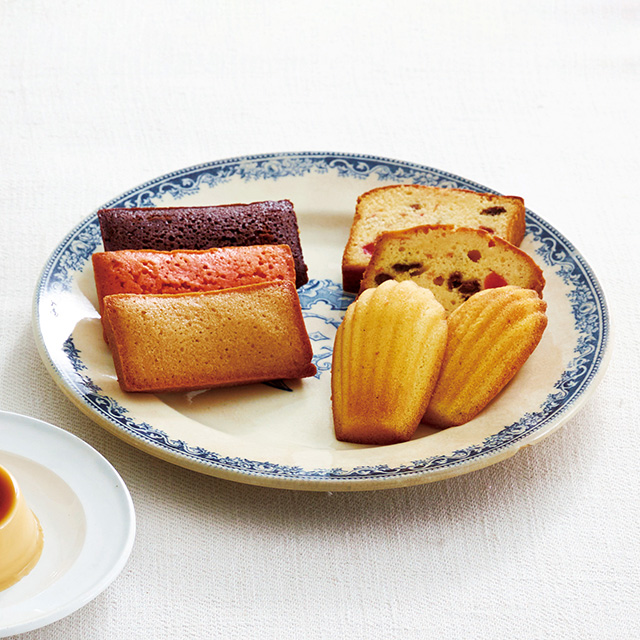 ル・コルドン・ブルー[LE CORDON BLEU]の焼菓子8個詰合せ｜お祝い
