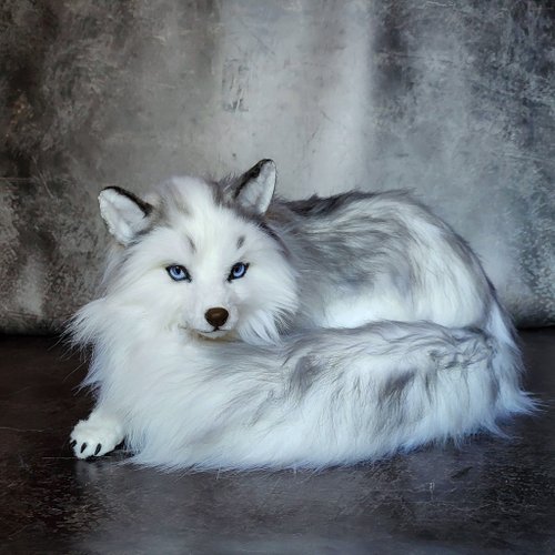 ウクライナ リアルな白キツネ人工ぬいぐるみインテリア人形OOAK