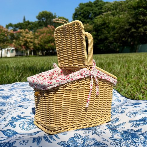 25%OFF】台湾 ドイツ輸入籐製ピクニックバスケット 蓋付き - クリーム