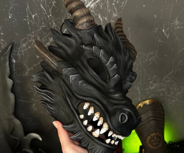 ジョージア ブラックドラゴンマスク、スマウグマスク、アロディダイ