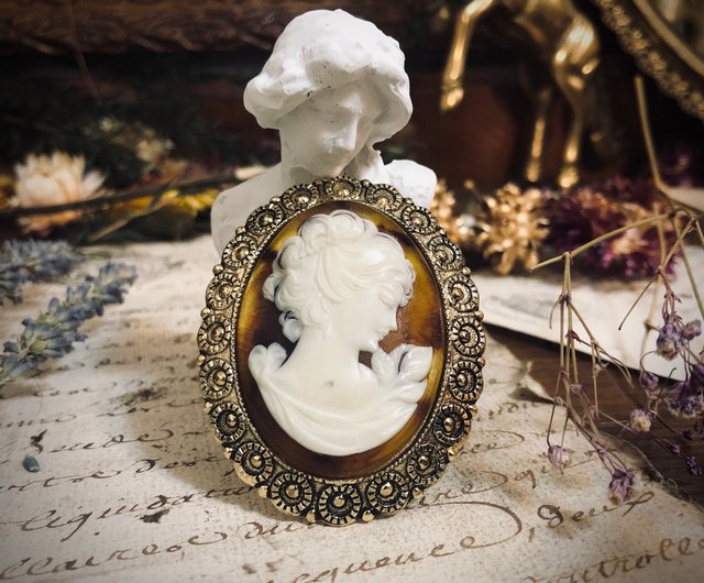 台湾 アメリカンカメオスタイルレディースブローチ ct-antique - Pinkoi