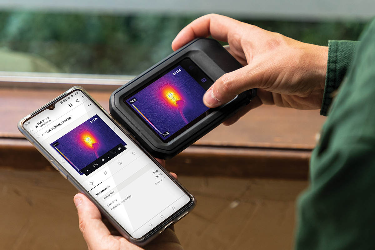 FLIR C3-X Compact Thermal Camera w/MSX and WiFi/Cloud Connectivity