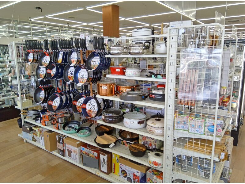 セカンドストリート 八戸下長店｜洋服(古着)・家具・家電等の買取と