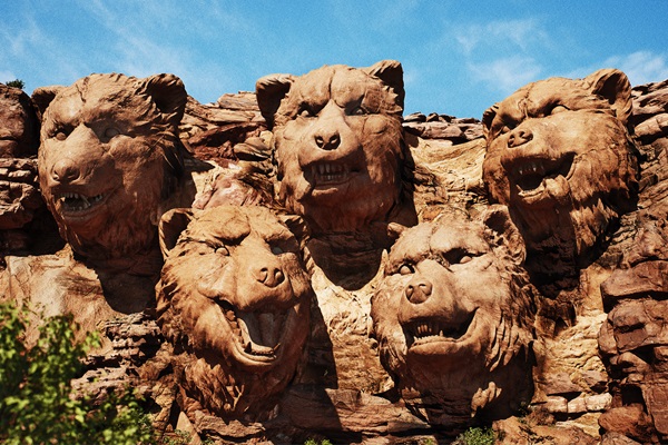 MAN WITH A MISSION、「XV e.p. Tour 2025」の対バン・アーティストに