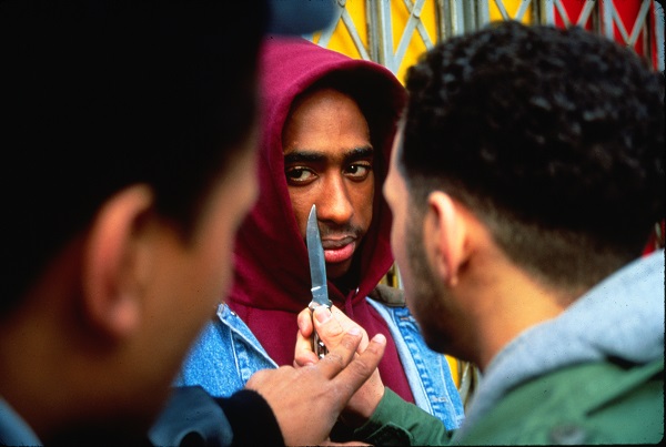 2パック出演！ラップ・ミュージックにのせて描く幻の青春バイオレンス