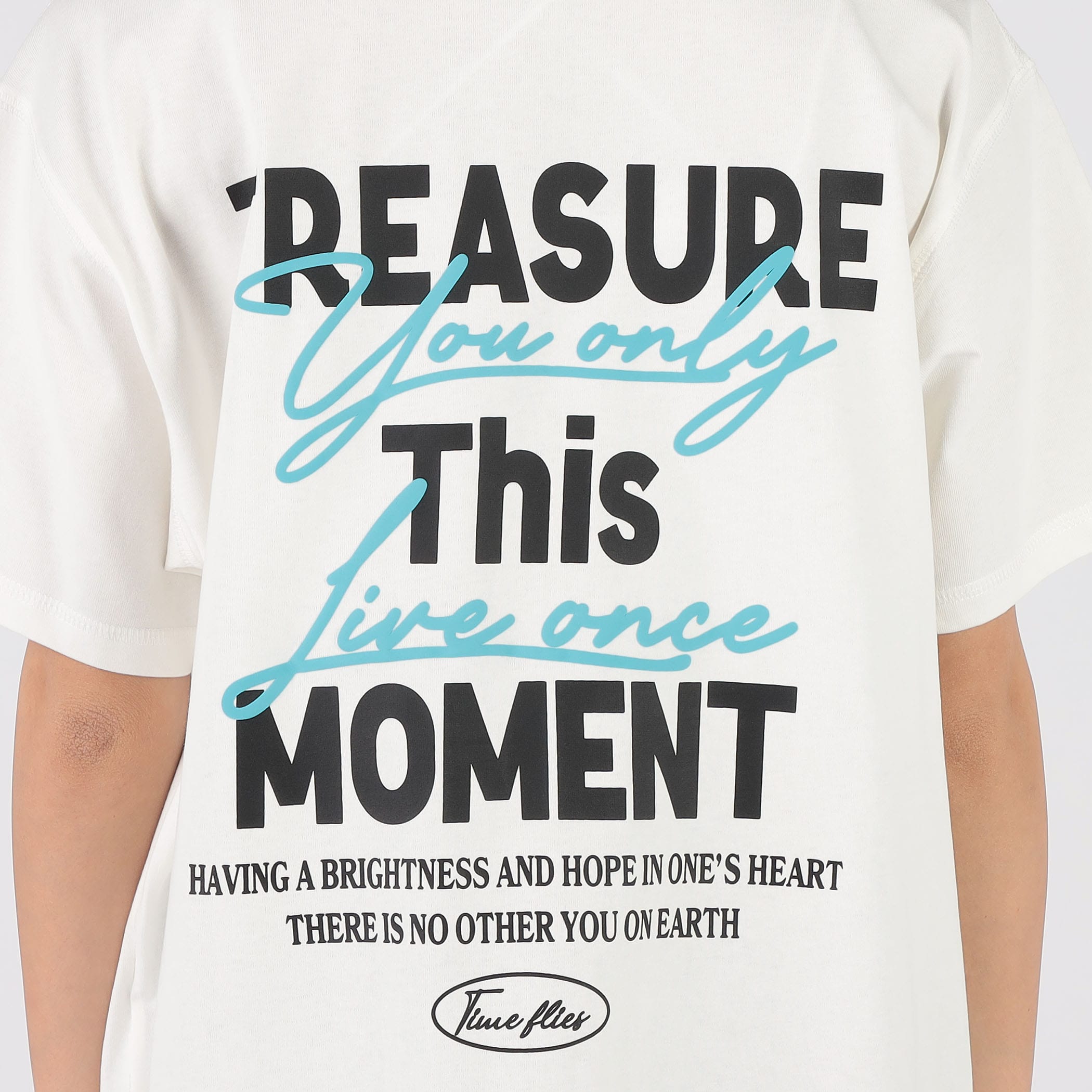 TREASURE This MOMENT”発砲プリントTシャツ｜カットソー｜CECIL McBEE