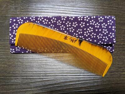 つげ櫛の櫛留商店 本つげ材すす櫛（細歯）袋付 ※約13．5cm | 愛知