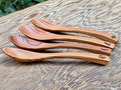 吉野杉のレンゲ 4本セット／津田瑞苑 お洒落なレンゲ 四神レンゲ 木製