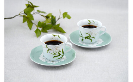 深川製磁 【有田焼】白百合 ペア碗皿 A100-73 | 佐賀県有田町