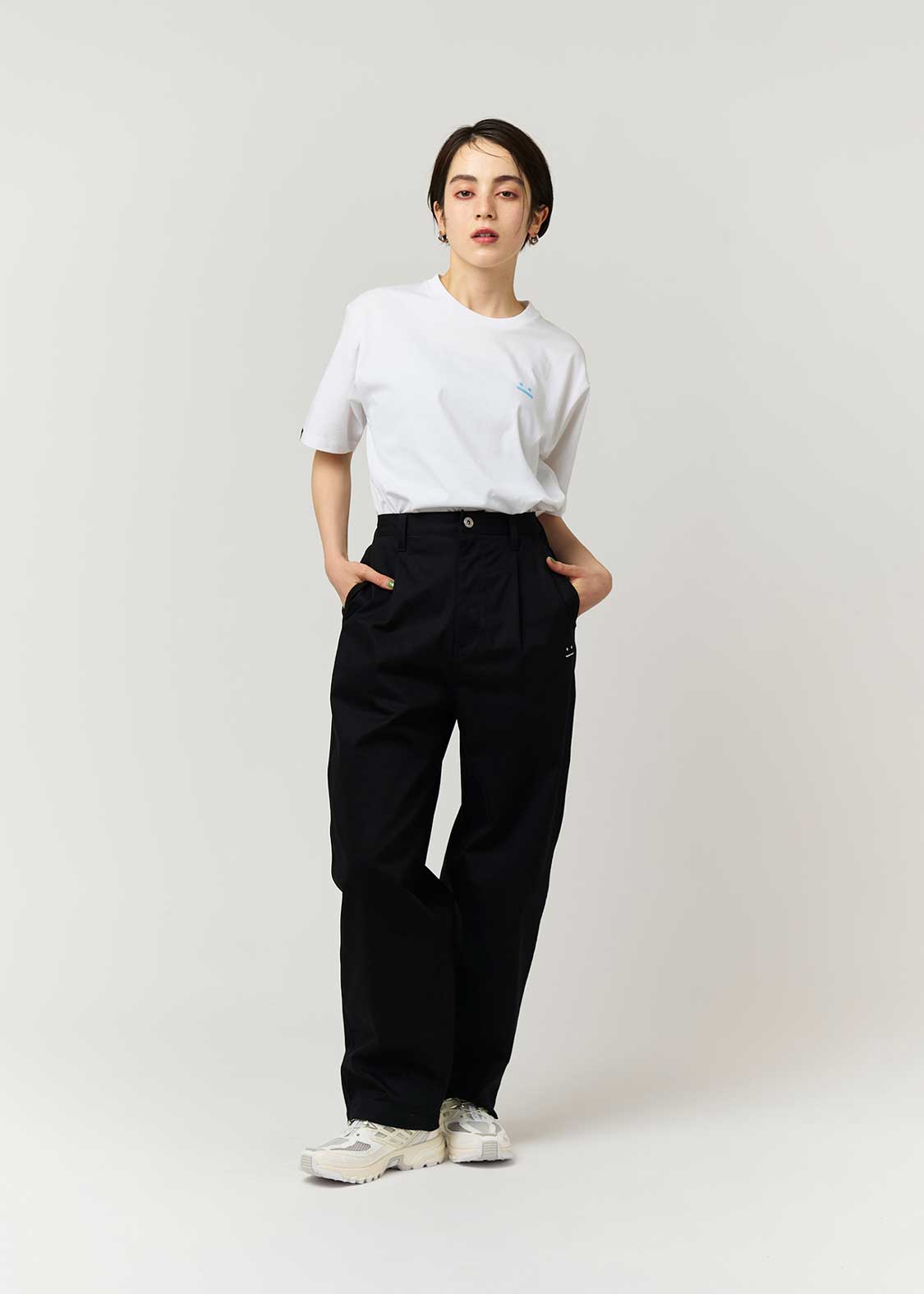 ビューティフルシャドーズームネオン｜チノパン｜ユニセックス