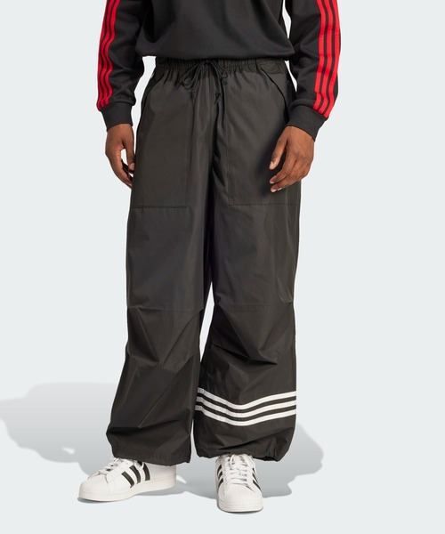 adidas（アディダス）の「【ZOZO限定】Neuclassics トラックパンツ