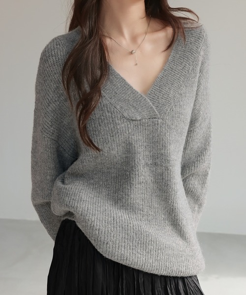 セール】Vネックニットセーター（ニット/セーター）｜SHIENAS