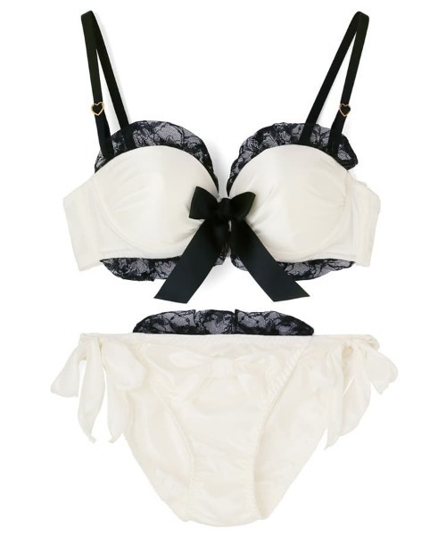 セクシーハーフブラジャー＆ショーツセット（ブラ&ショーツ