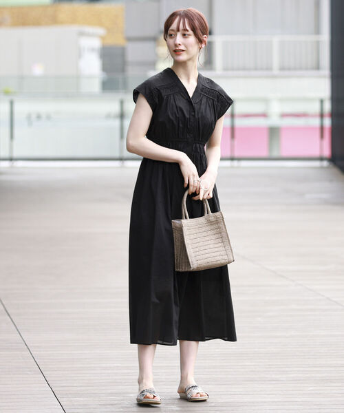 Ray BEAMS（レイビームス）の「Ray BEAMS / ピンタック ヨーク Vネック