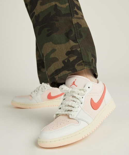 セール】エア ジョーダン 1 LOW SE ウィメンズシューズ / Air Jordan 1