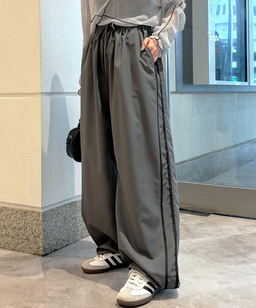 ZOZOTOWN限定】サイドラインナイロンパンツ / カーゴパンツ