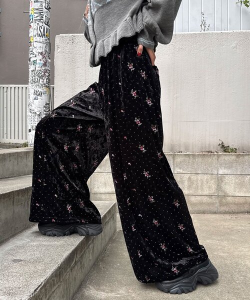 セール】ラインストーンフラワー刺繡ベロアワイドパンツ（その他パンツ