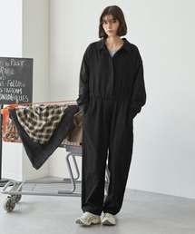 ジャンプスーツ」に該当するつなぎ/オールインワンファッション通販