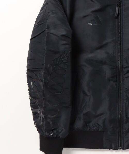 adidas（アディダス）の「オールブラックス ラグビー 薄手中わた入り