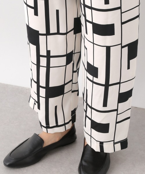 LEPSIM（レプシィム）の「幾何学柄パンツ 229716（その他パンツ）」 - WEAR