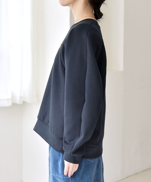 セール】quaranciel:〈洗濯機可能〉スタッズ ロゴ ダンボール