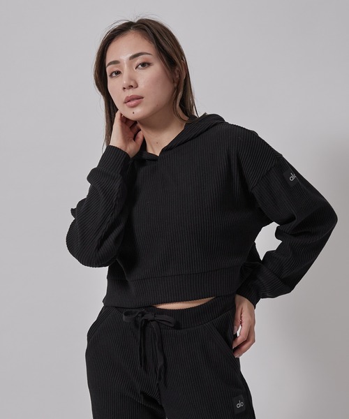 Alo Yoga（アロヨガ）の「【alo】MUSE HOODIE ミューズフーディー