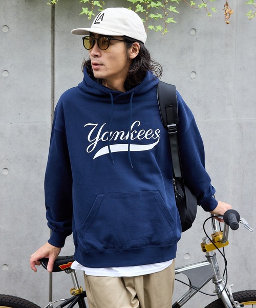 MLB/エムエルビー PRINT LOGO HOODIE ワッペンデザイン ドロップ