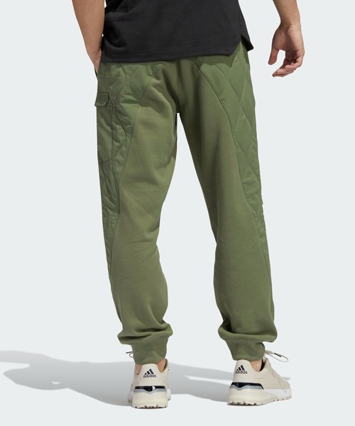 adidas（アディダス）の「ADICROSS キルティングジョガーパンツ