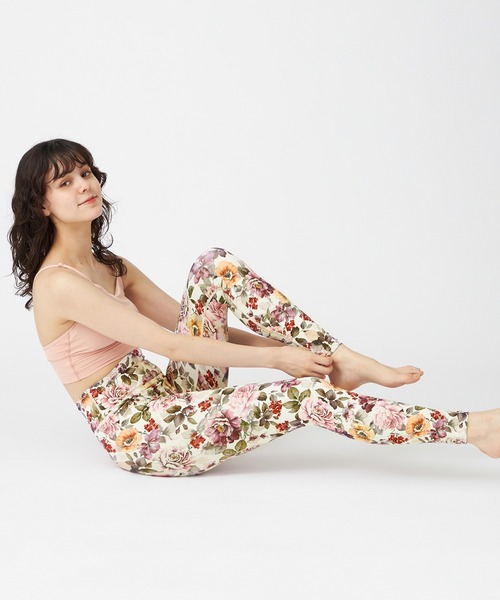 Chacott（チャコット）の「ピオニープリントレギンス（レギンス