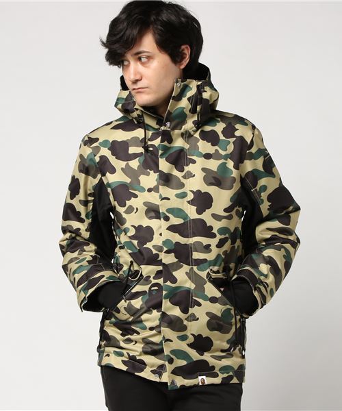 A BATHING APE（アベイシングエイプ）の「1ST CAMO SNOW BOARD JACKET