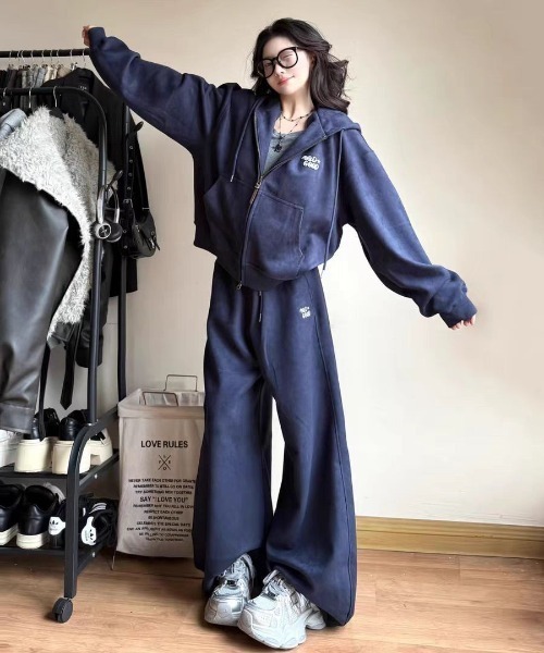 セール】【上下セット】ワンポイント 刺繍 ロゴ スウェットパーカー