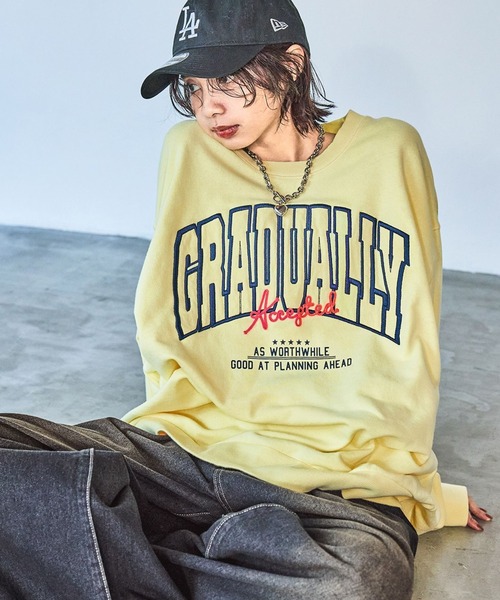 PAGEBOY（ページボーイ）の「3Dシシュウカレッジスウェット