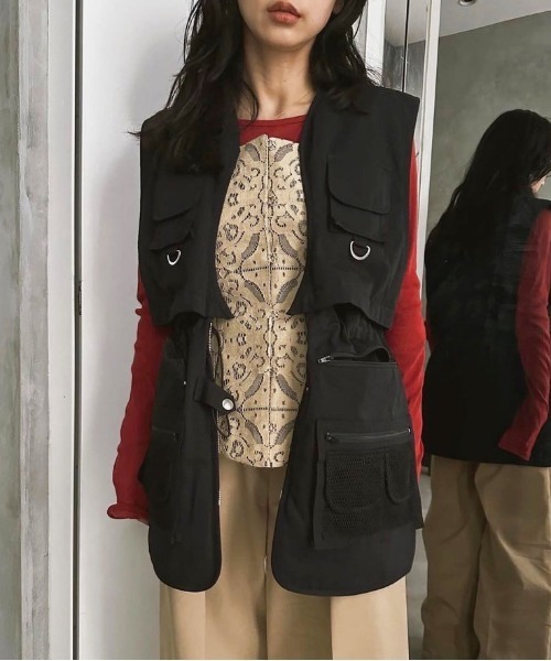 Ameri（アメリ）の「2WAY FISHING VEST（ベスト）」 - WEAR