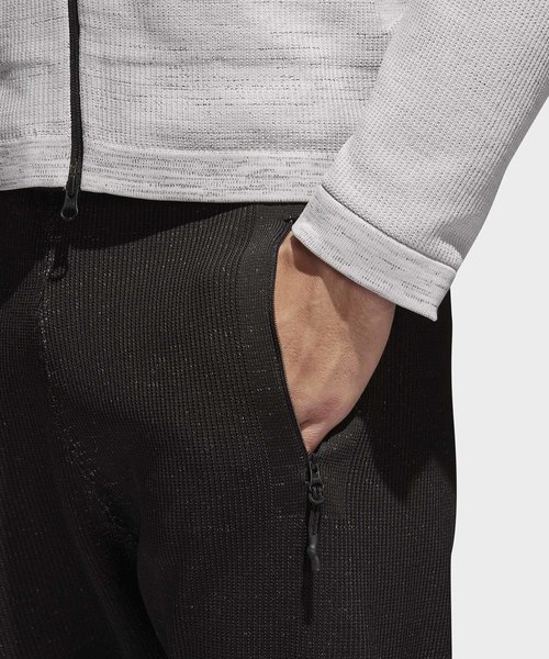 adidas（アディダス）の「M adidas Z.N.E. プライムニット パンツ